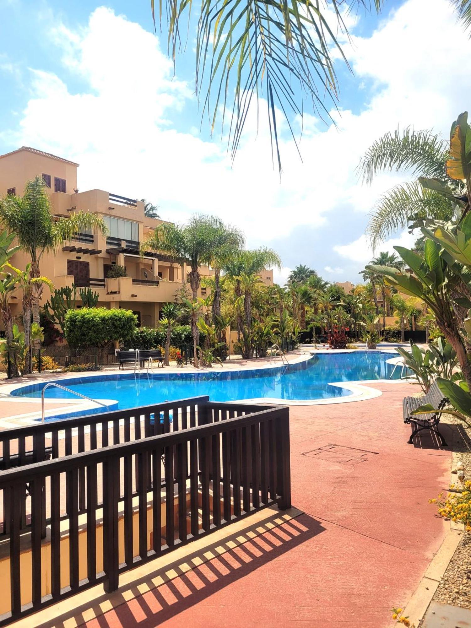 Bajo Con Una Terraza Espectacular Al Lado De La Playa Y Con Acceso Directo A La Piscina! Los Amarguillos Exterior foto